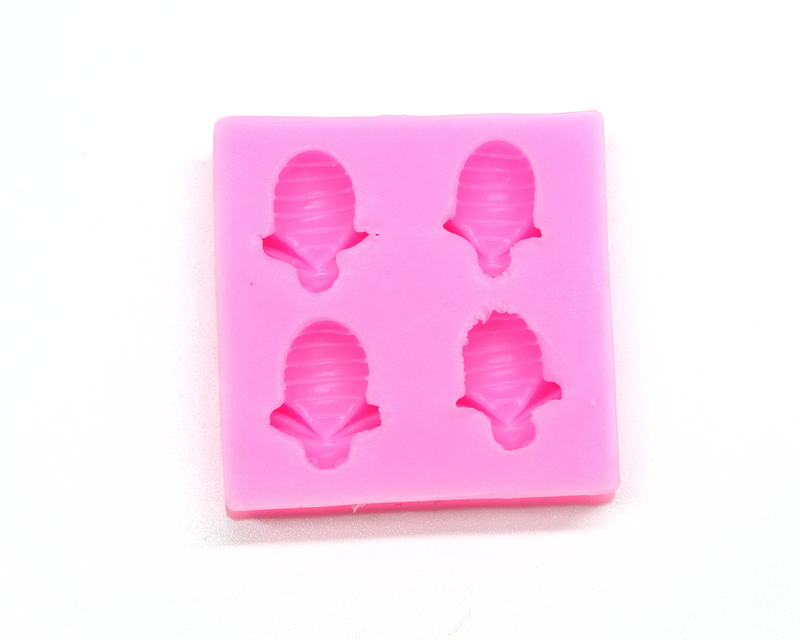 Small Bees Mold